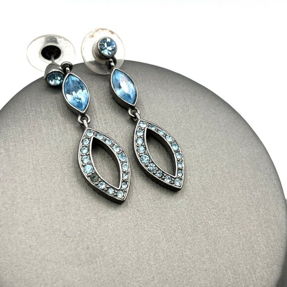 GIVENCHY Blue Rhinestone Necklace and Pierced Dangle Earrings Set Gunmetal 17" - Picture 5 of 9